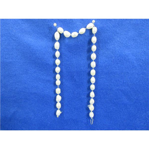 Baroque Pearl Necklace 15 1/4 Inches Long