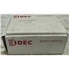 Image 2 : IDEC #HS1C-R244R-G Safety Switch