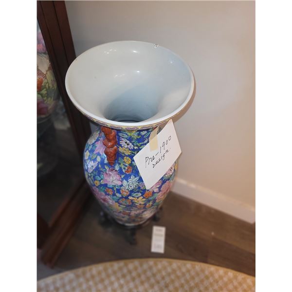 Chinese Porcelain Vase A