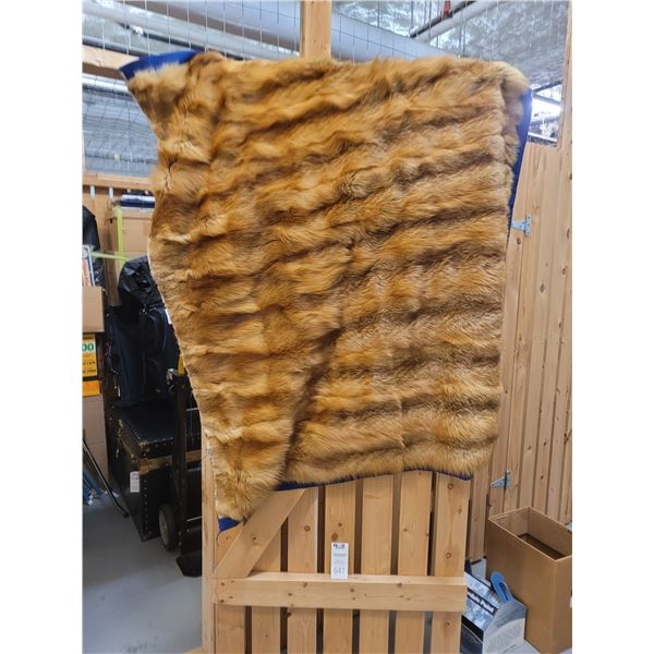 1950 Siberian Fox Throw B