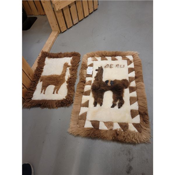 Peruvian Llama Wool Decor B