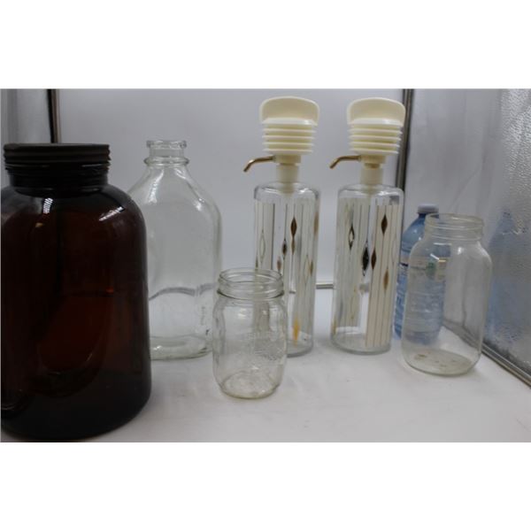 2 plate holders, duck coin bank, Little Brown Jug