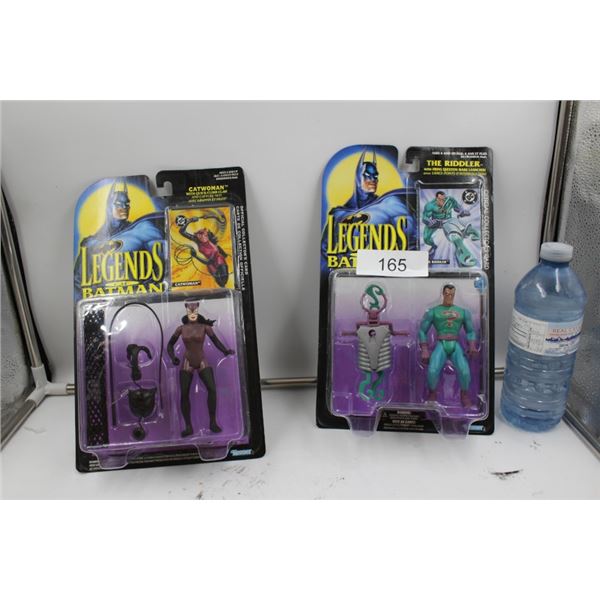 Catwoman and The Riddler Legends figurines