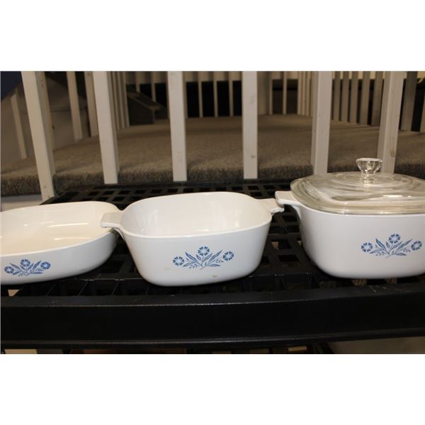 Pyrex casserole dishes