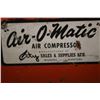 Image 3 : Air O-matic Air compressor 1/2 HP works