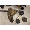 Image 4 : Poulon Pro gas powered weed whip with assorted