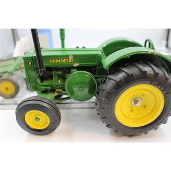 John Deere Model D Tractor and Disc Implement Modl
