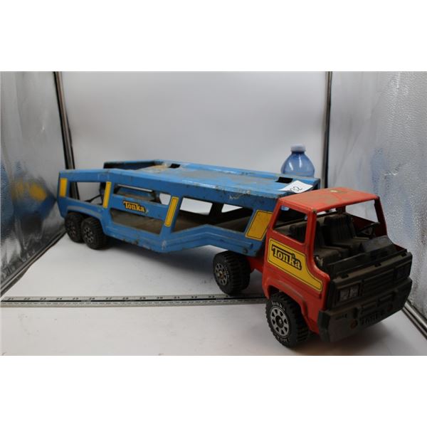 Vintage Tonka Truck and Car Hauler Toy