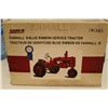 Image 3 : Farmall B Blue Ribbon Service Tractor Model