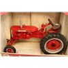 Image 4 : Farmall 230 Tractor Model