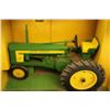 Image 3 : John Deere Model 520 Tractor Model