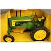 Image 3 : John Deere Model 620 High Crop Tractor