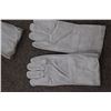 Image 2 : 12 Pair of Welding Gloves