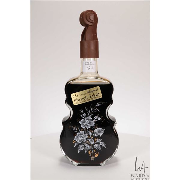 Nannere Peirsich/ Austrian Liqueur/ 50ml/ 22.5% ABV  Note: Alcohol cannot be insured by any courier 