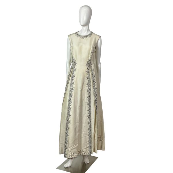 Victoria Royal Beading Embroidery Sleeveless Evening Gown