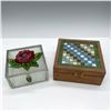 Image 2 : 2pc Decorative Textured Glass and Wooden Vanity Boxes