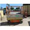 Image 4 : (867901) 2014 JLG 19300ES 19-Foot Electric Scissor Lift (Runs & Lifts - See Video)