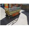 Image 7 : (867901) 2014 JLG 19300ES 19-Foot Electric Scissor Lift (Runs & Lifts - See Video)