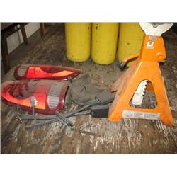 JACK STAND/ TAIL LIGHTS AND SEAT BELTS