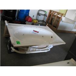 LASCO 60" OVAL SPA TUB W/ JETS AND PUMPS