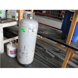 100# PROPANE TANK AND SMALL PROPANE TANK