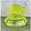 Image 3 : Rosso Uranium Vaseline Glass Buffalo Paperweight
