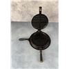Image 5 : Favorite Piqua Ware No 8 Cast Iron Waffle Iron