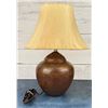 Image 3 : Arts & Crafts Hammered Copper Table Lamp