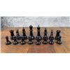 Image 2 : Gallant Knight Chess Set