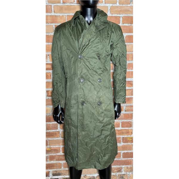 Vietnam War Army M-2 Nylon Rubber Coated Raincoat
