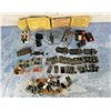 Image 2 : Collection of Lionel Train Accessories