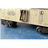 Image 2 : Lionel 3472 Operating Milk Car and Platform