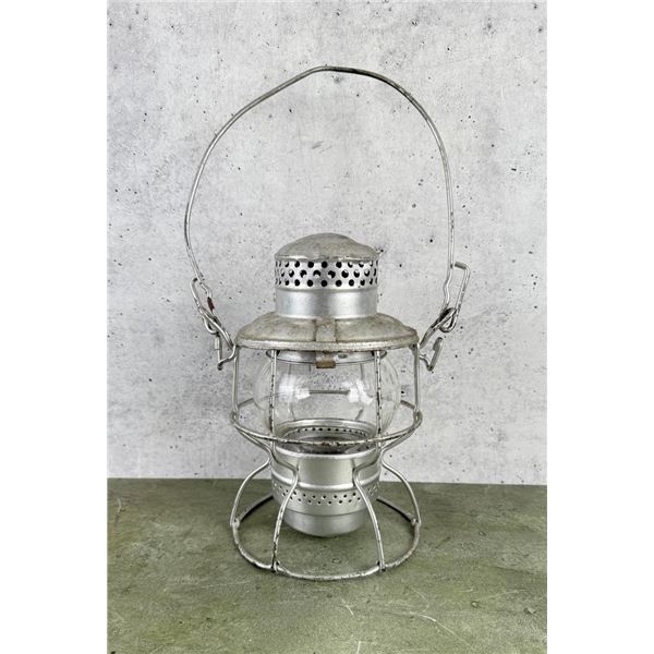 Chicago & Northwestern Railroad Railway Lantern