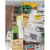 Image 2 : Collection of HO Scale Train Model Kits