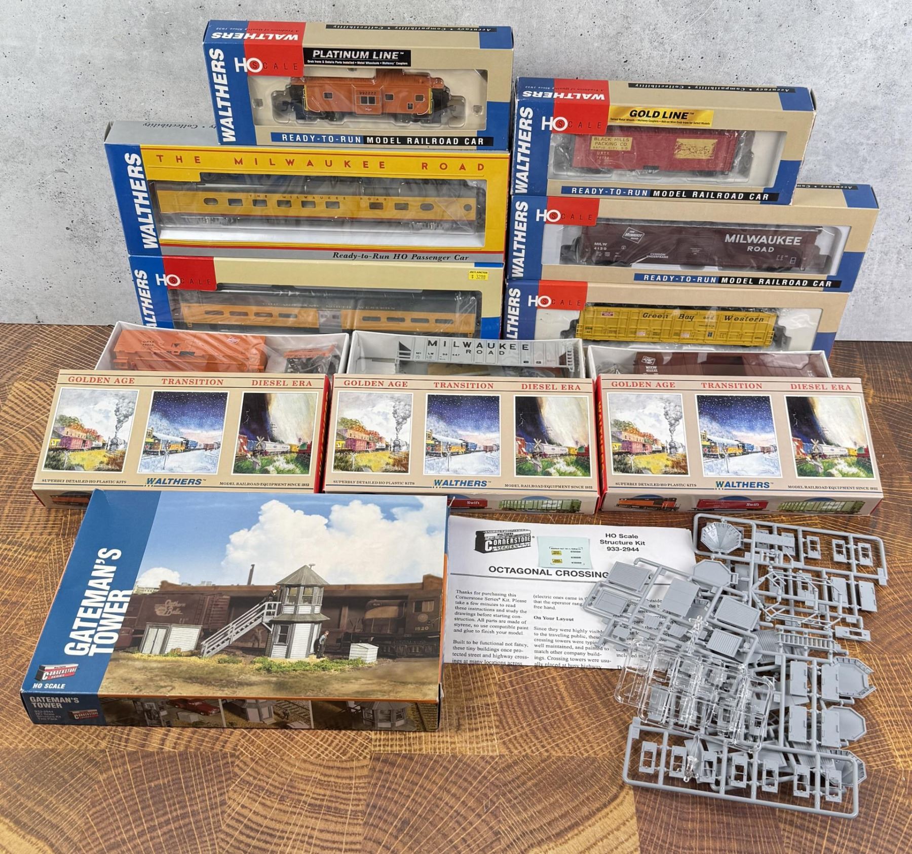 Walthers HO Scale Model Railroad Kits