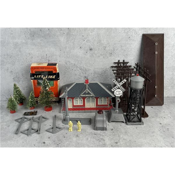 Marx O Scale Girard Tin Railroad Station