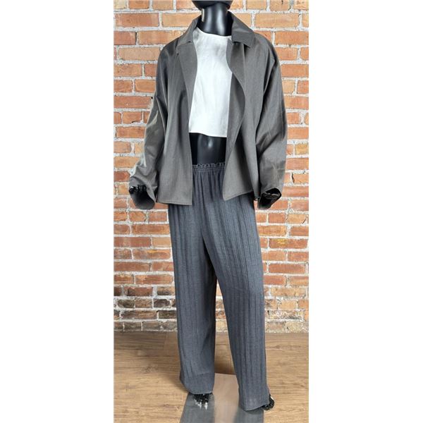 Group Of Zoran Women's Clothing
