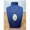 Image 1 : Scrimshaw Alaskan Inuit Eskimo Necklace