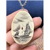 Image 4 : Scrimshaw Alaskan Inuit Eskimo Necklace