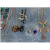 Image 4 : Collection of Costume Jewelry Necklaces