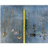 Image 5 : Collection of Costume Jewelry Necklaces