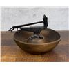Image 2 : Anvil and Hammer Nut Cracking Dish