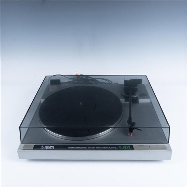 Vintage Yamaha P-200 Record Player Semi-Automatic Turntable