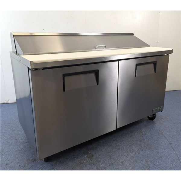 True TSSU-60-16-HC 60" Sandwich/Salad Refrigerated Prep Table |2942