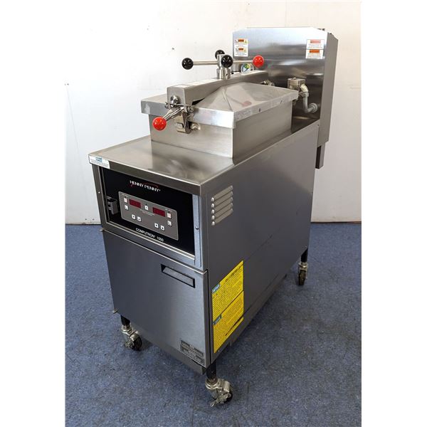 Henny Penny Natural Gas Model 600 CFA Pressure Fryer |4045
