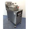 Image 3 : Henny Penny Natural Gas Model 600 CFA Pressure Fryer |4045