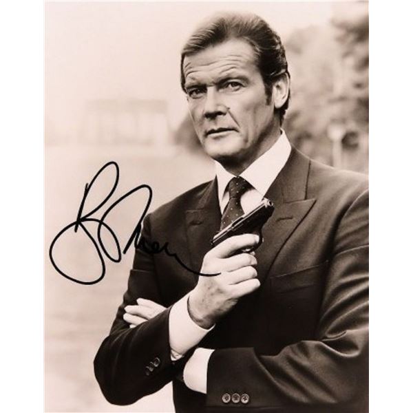 james Bond Roger Moore signed movie still photo