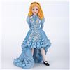 Image 3 : A "Couture de Force" Alice Showcase Collection Figurine.
