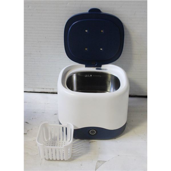 NEW ULTRASONIC CLEANER FOR DENTURES/JEWELRY/WATCH