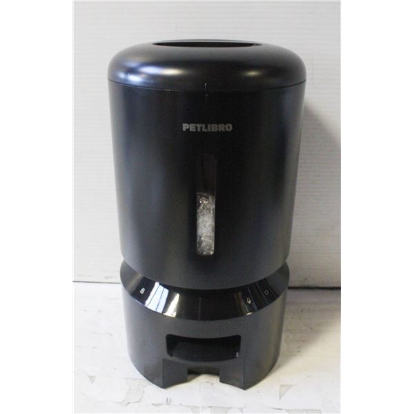 NEW AUTO 5G PET FEEDER W/APP CONTROL WIFI